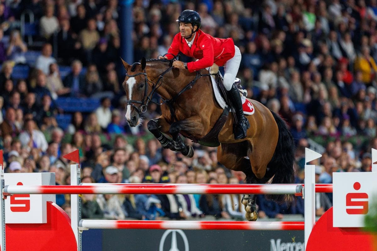 Steve Guerdat leder inför VM-finalen: ”Hoppas kunna gottgöra henne”