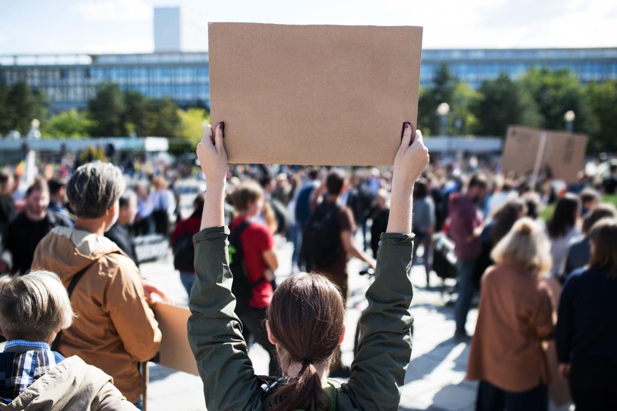 Hästfolket protesterar på Ekerö: ”Det måste till en rättvis fördelning”