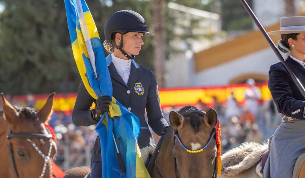 Svenskt VM-silver i working equitation: "Det fick bära eller brista"